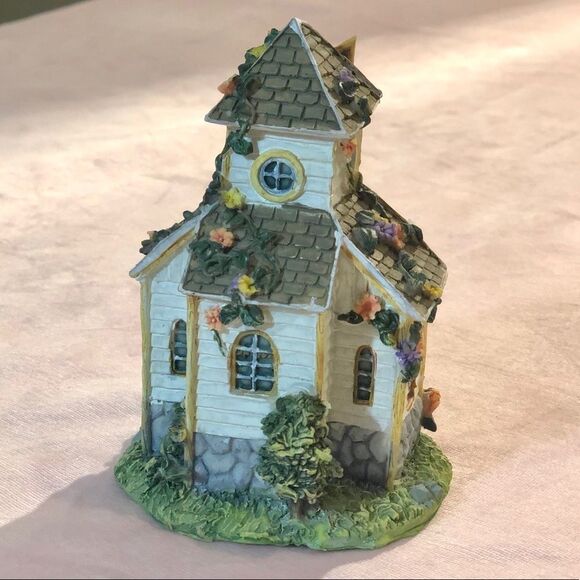 K'S Collection Cottage School with Ivy & Flowers🌸 - Picture 2 of 5